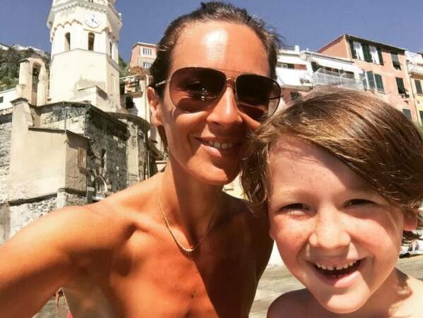 Emmanuelle Boidron : s’éclate en vacances avec ses enfants et son mari 