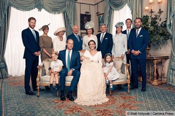Portrait officiel : La famille royale et les Middleton pour le baptême du prince Louis, à Clarence House
