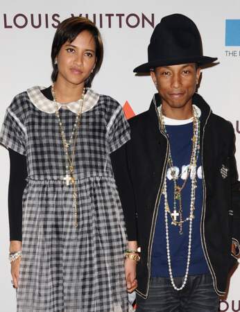 Pharrell Williams et sa femme Helen Lasichanh. Un choix vestimentaire... intéressant 