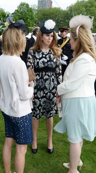 La princesse Beatrice à la garden party de Buckingham Palace