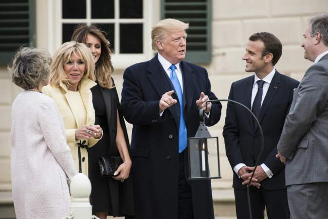 Emmanuel et Brigitte Macron rendent visite à Donald et Melania Trump
