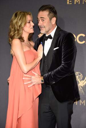 Emmy Awards 2017 : Jeffrey Dean Morgan et sa femme Hilarie Burton attendent un deuxième enfant