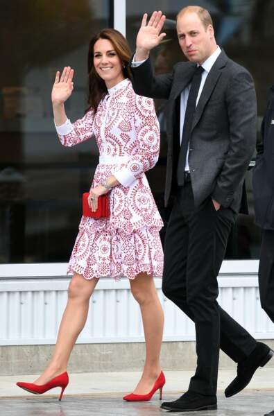 La famille royale en voyage officiel au Canada : voyage officiel jour 2, Kate et William arrivent à Vancouver