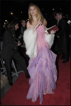 Soirée des nominés, 2008, le drame : les tenues d’Alice Taglioni et Paris Hilton sont échangées