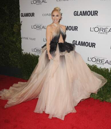 Glamour Awards : Gwen Stefani a fait le show dans sa robe Marchesa