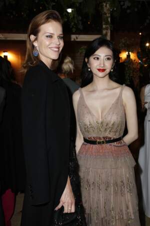 Jing Tian and Eva Herzigová au dîner Dior et Vogue lors du Festival de Cannes