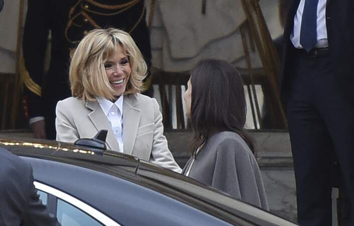 Angelina Jolie rend visite à Brigitte Macron à l'Elysée