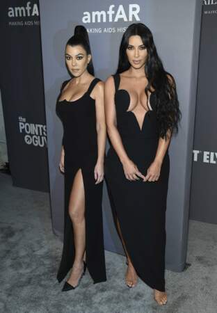 Kim et Kourtney Kardashian au gala de l'AmfAR à New York