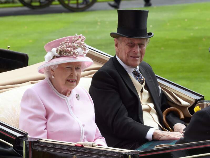 Royal Ascot : C'est en calèche que la reine Elizabeth II et son mari Philipp sont arrivés