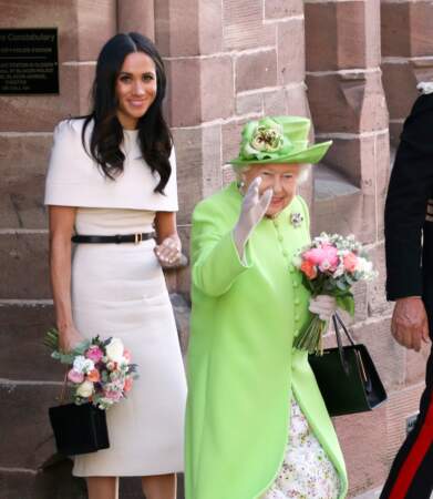 La reine Elizabeth II et Meghan Markle en visite à Cheshire, le 14 juin 2018