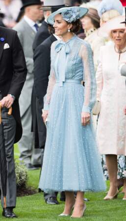 Kate Middleton et sa robe longue patineuse 