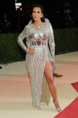 Kim Kardashian ou l'homme de fer du Magicien d'Oz ?