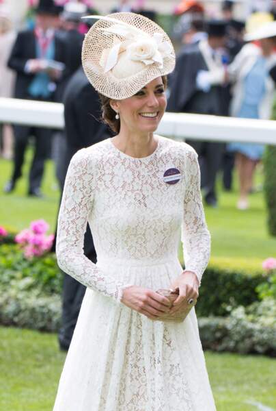 Royal Ascot : leçon de grâce ET de joli sourire numéro 2 par Kate Middleton