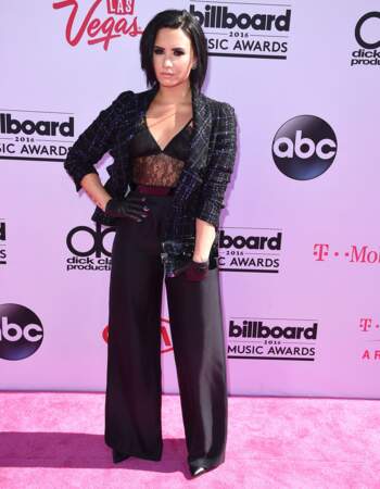 Les don'ts de la semaine : le pantalon large - Demi Lovato