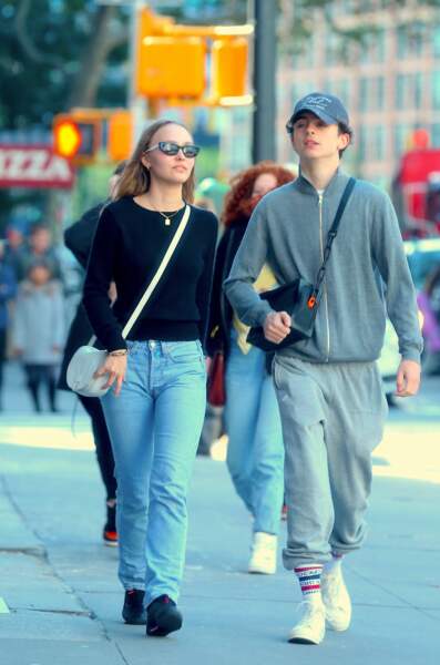 Lily-Rose Depp et Timothée Chalamet amoureux dans les rues de New York