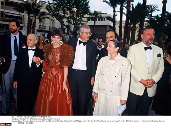 Sabine Azéma en 1984, avec une robe très (médi) ocre et BEAUCOUP de blush.