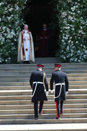 Le prince William et le prince Harry devant la chapelle Saint-George