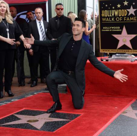 Adam Levine a son étoile sur le célèbre Walk of Fame