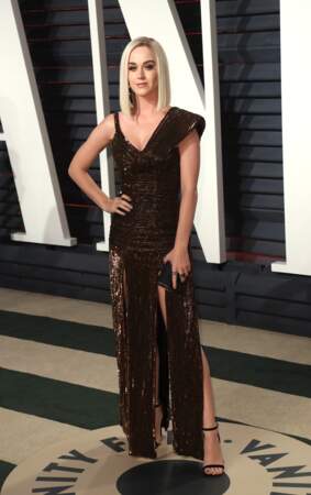 Soirée Vanity Fair : décolletés, robes fendues, side boob, l’after party très sexy des Oscars - Katy Perry