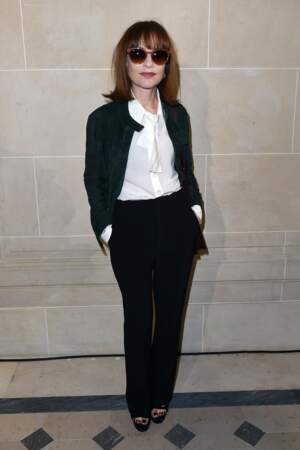 Week-end Fashion à Paris : Isabelle Huppert lors de l'exposition "Feminities - Guy Bourdin" à la Maison Chloé