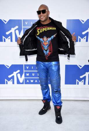 Flo Rida, fan de Superman et de pantalons étonnants