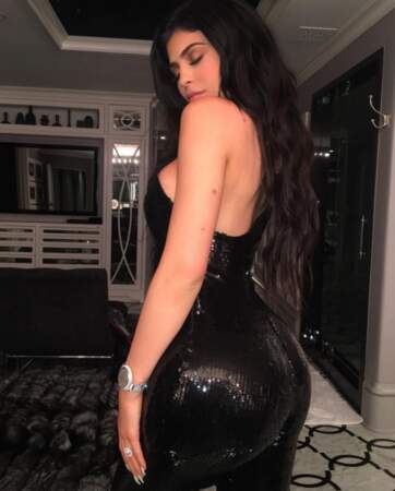 Le Noël des Kardashians : Kylie Jenner se devait de faire des photos sexy