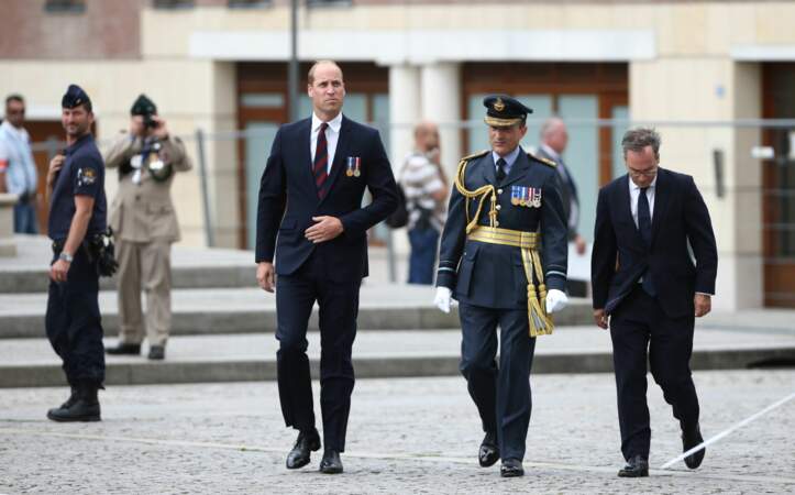 Le Prince William célèbre le centenaire de la bataille d'Amiens