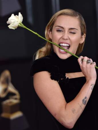 Le tatouage coeur de Miley Cyrus  