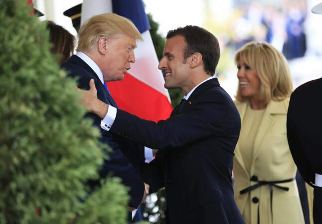 Emmanuel et Brigitte Macron rendent visite à Donald et Melania Trump