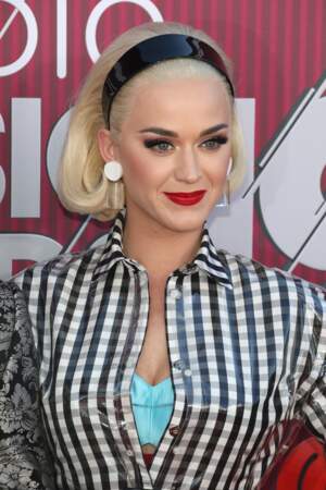 Les don'ts de la semaine – Le blond polaire de Katy Perry