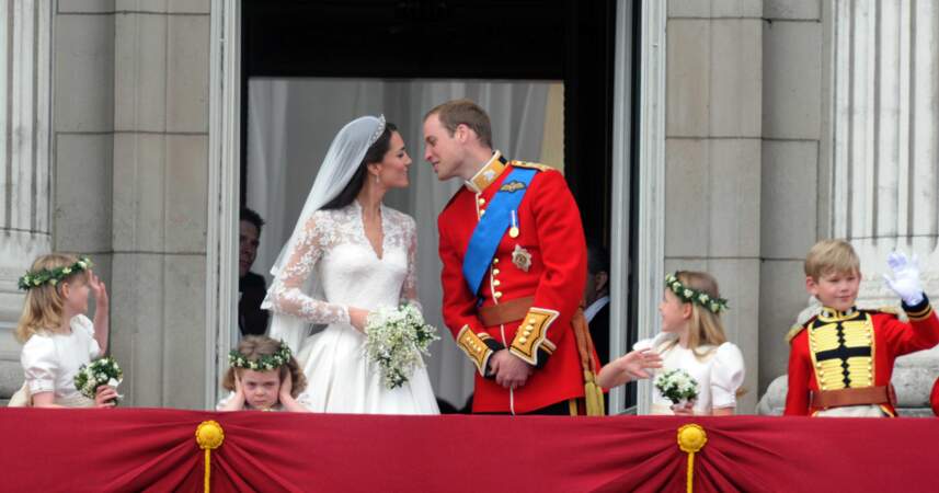 Le prince William et Kate Middleton à Buckingham Palace le jour de leur mariage, le 29 avril 2011