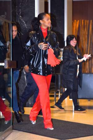 Rihanna et son look de mamie 80's