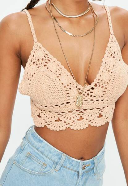 Coachella : Crop top en crochet nude, Missguided, 30 euros