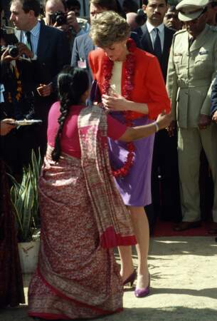 Lady Di en visite à Agra, avant de rejoindre le Taj Mahal, 1991