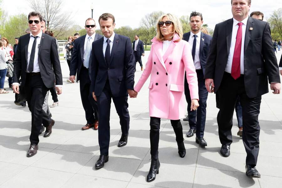 Brigitte et Emmanuel Macron visitent le Lincoln Memorial de Washington
