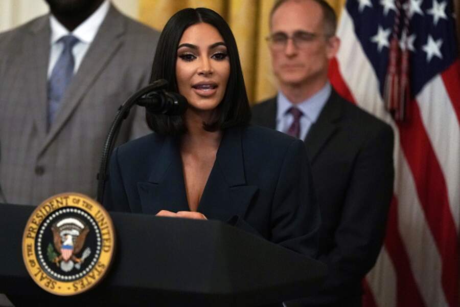Kim Kardashian et son carré droit 