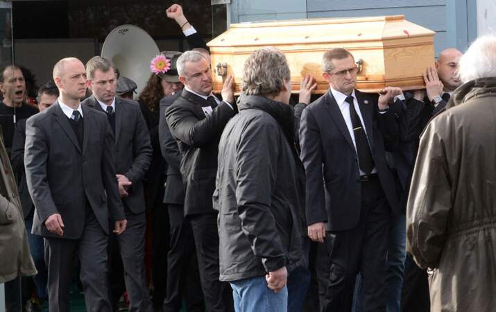 La cérémonie en hommage à Charb s'est déroulée en musique