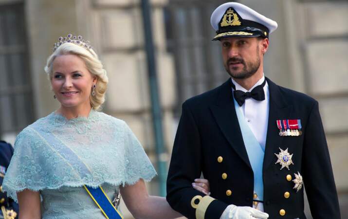 Mette Marit Tjessem-Hoiby a épousé le prince Haakon de Norvège en 2001