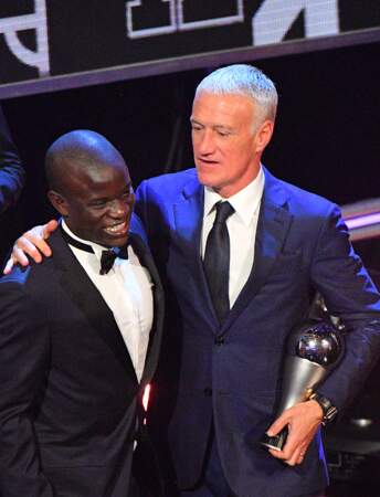 The Best FIFA Football Awards : Didier Deschamps félicite N'Golo Kanté