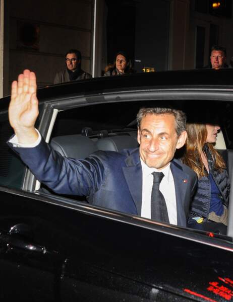 Nicolas Sarkozy et Carla Bruni-Sarkozy arrivent à l'Olympia