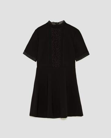 Zara : Robe courte avec dentelle, 29,99 euros au lieu de 49,95 euros
