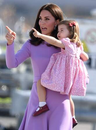 La princesse Charlotte est la fille du prince William et Kate Middleton. Elle a 3 ans