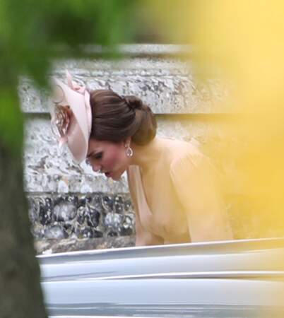 Mariage de Pippa Middleton : À l'abri des regards, elle gronde son petit prince
