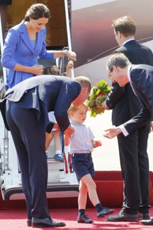 Famille royale - la descente d'avion a été un peu brutale pour George