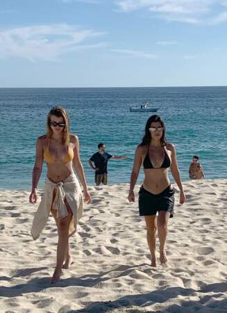 Kourtney Kardashian en vacances avec ses enfants et son ex Scott Disick accompagné de sa petite-amie Sofia Richie