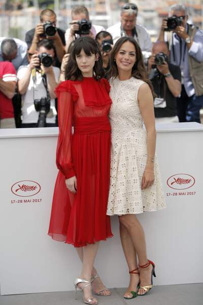 Festival de Cannes 2017 : Stacy Martin et Bérénice Bejo lors du photocall du film Le Redoutable