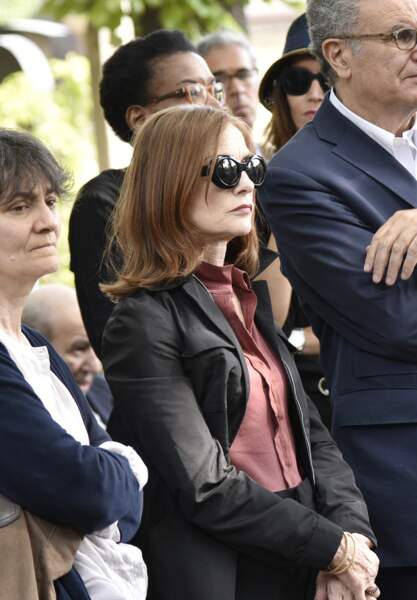 Obsèques de Claude Lanzmann au cimetière du Montparnasse : Isabelle Huppert
