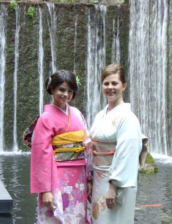 Selena Gomez et sa mère Mandy Teefey en kimonos... 