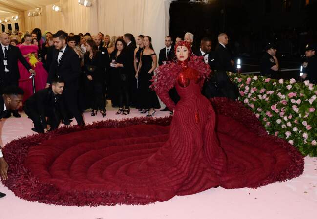 Cardi B sur le tapis rouge lors du Met Gala 2019 à New York