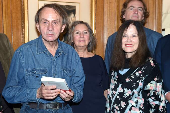 Remise du prix "30 Millions d'amis" à Solange pour son livre "Autoportrait en chienne" à Paris
